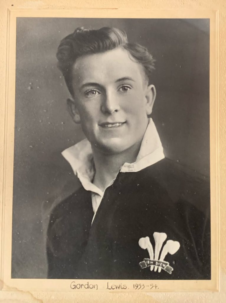Gordon Lewis,